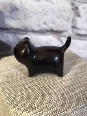 Wooden hand carved kitty cat feline figurine statue in ebony wood